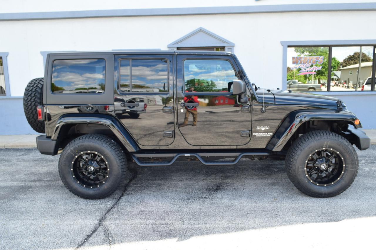 Jeep Wrangler Unlimited Sahara 4WD 2016