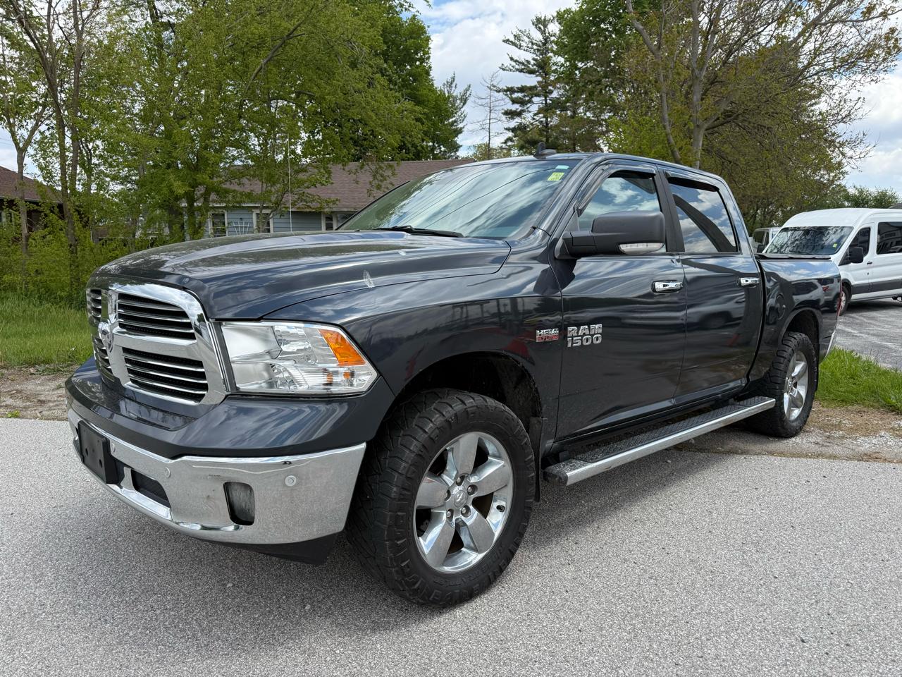 RAM 1500 4WD Quad Cab 140.5" Big Horn 2016