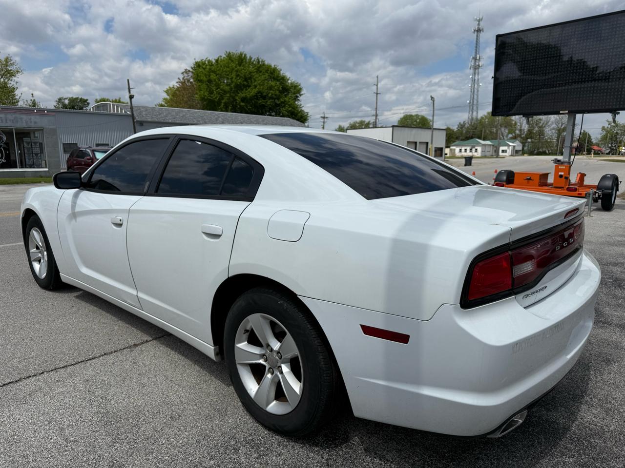 Dodge Charger SE 2013