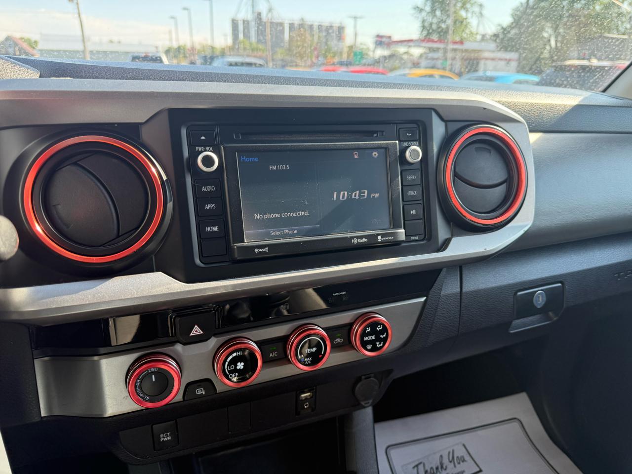 Toyota Tacoma SR5 Access Cab I4 6AT 4WD 2017