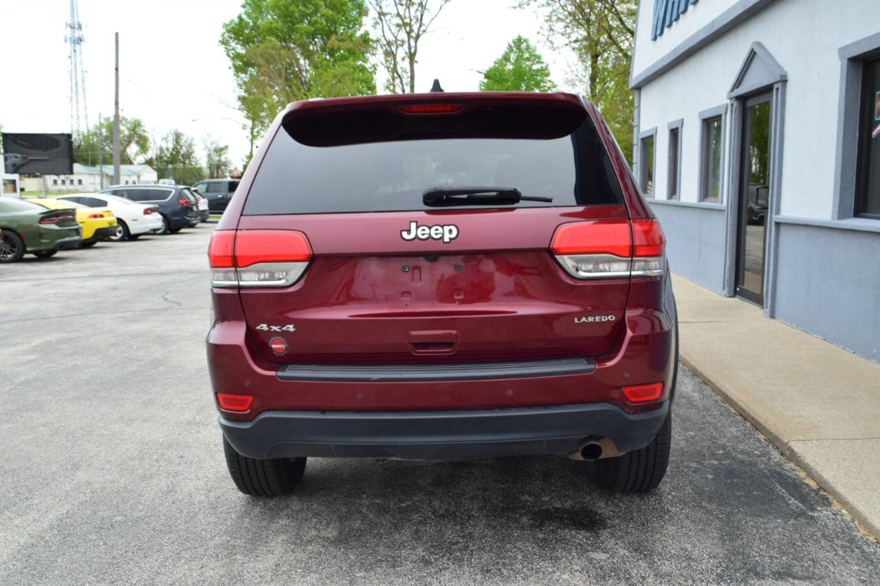 Jeep Grand Cherokee Laredo 4WD 2018