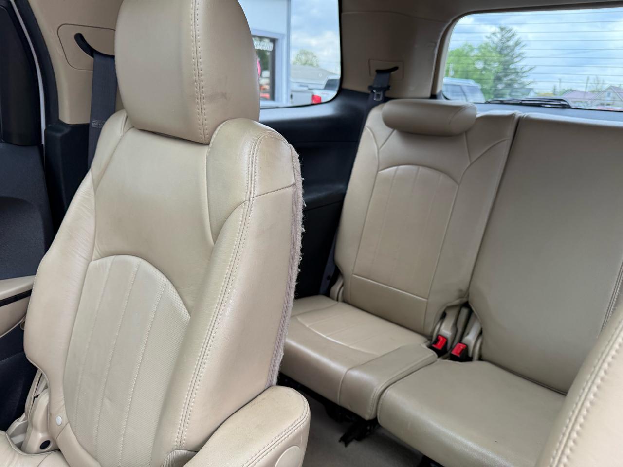 GMC Acadia Denali AWD 2011