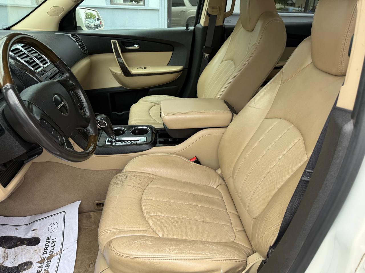 GMC Acadia Denali AWD 2011