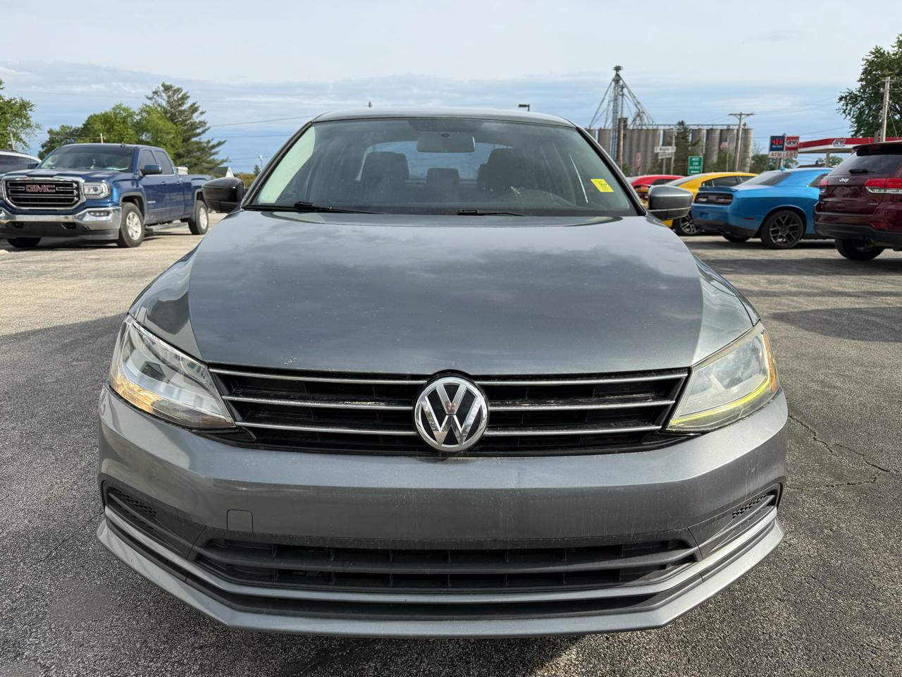 Volkswagen Jetta 1.4T S 6A 2017