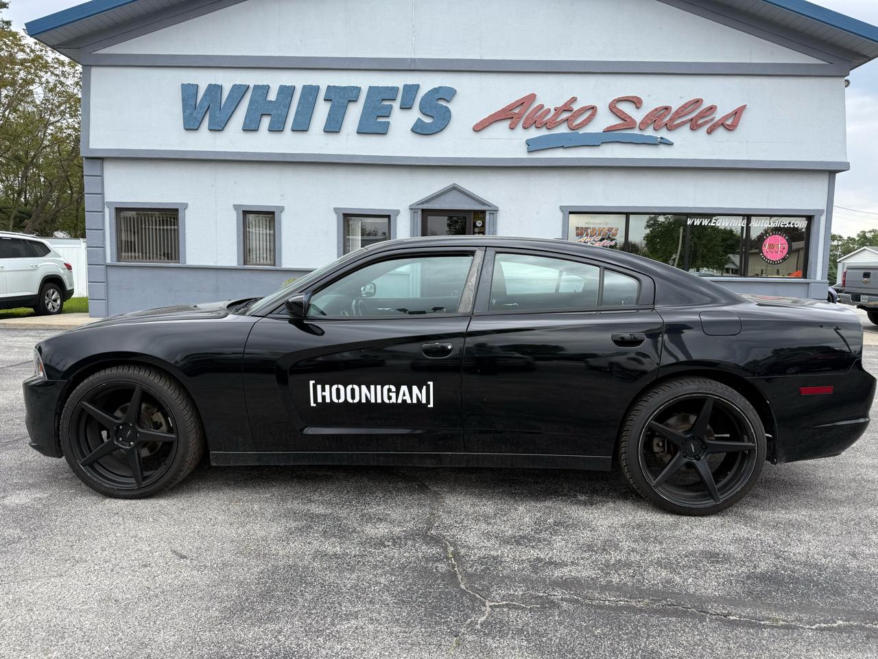 Dodge Charger SE 2012