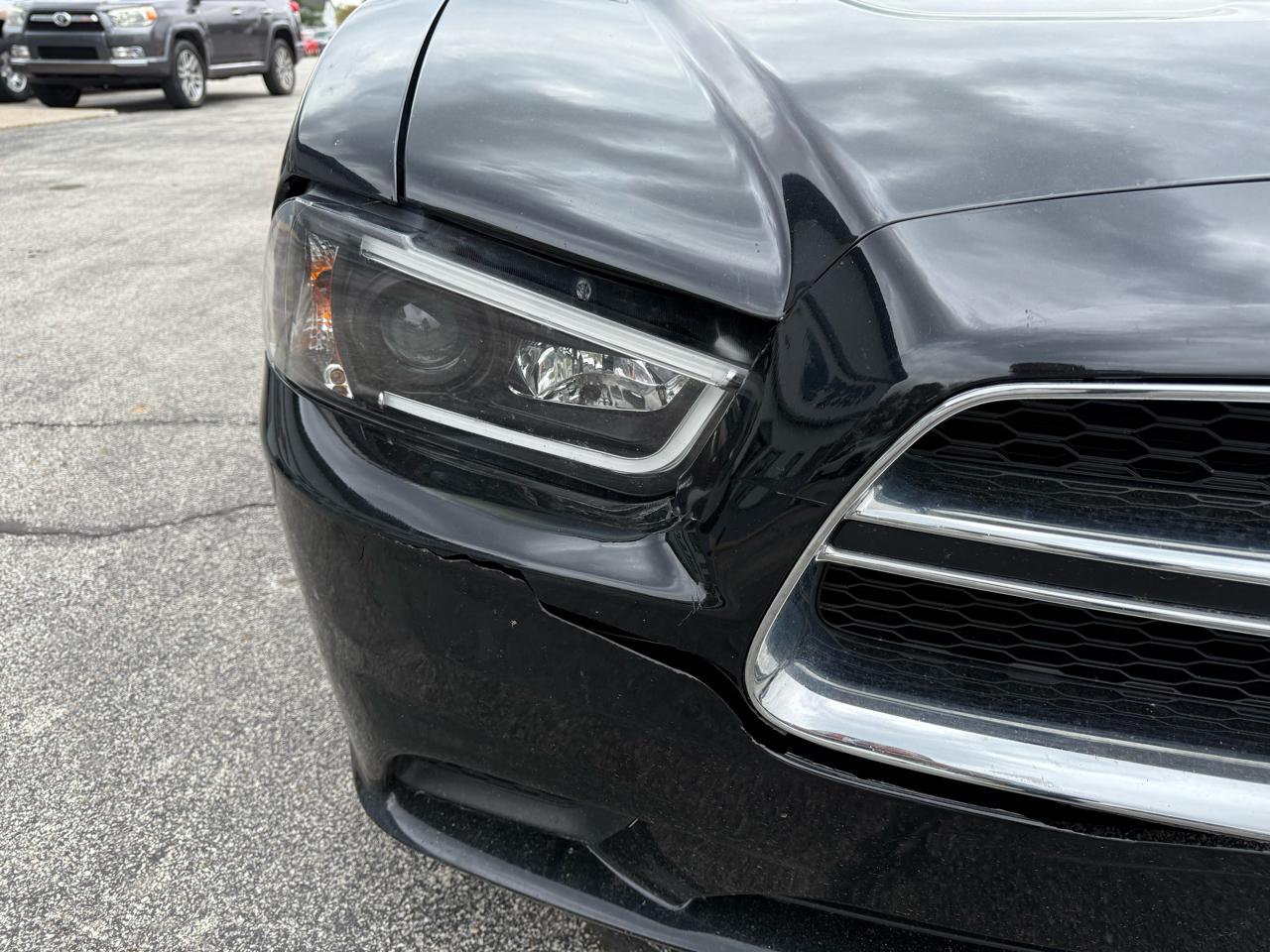 Dodge Charger SE 2012