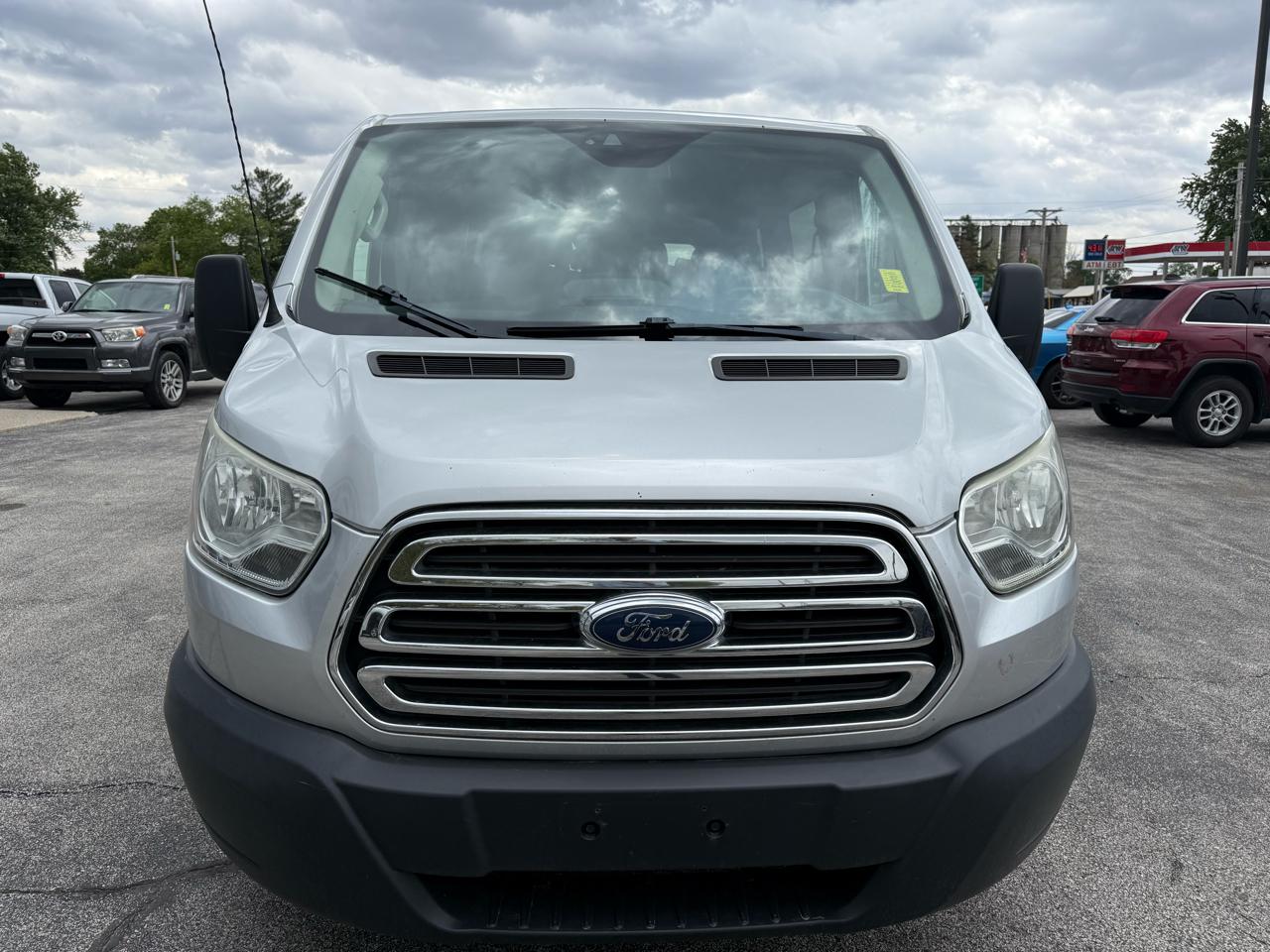 Ford Transit 350 Wagon Low Roof XLT 60/40 Pass. 148-in. WB 2016