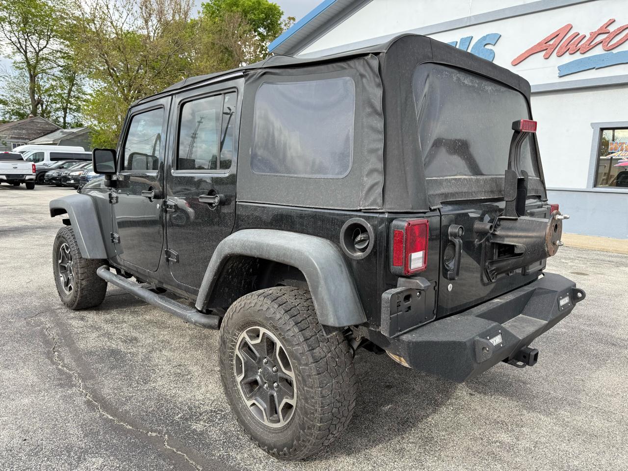 Jeep Wrangler Unlimited Sport 4WD 2011