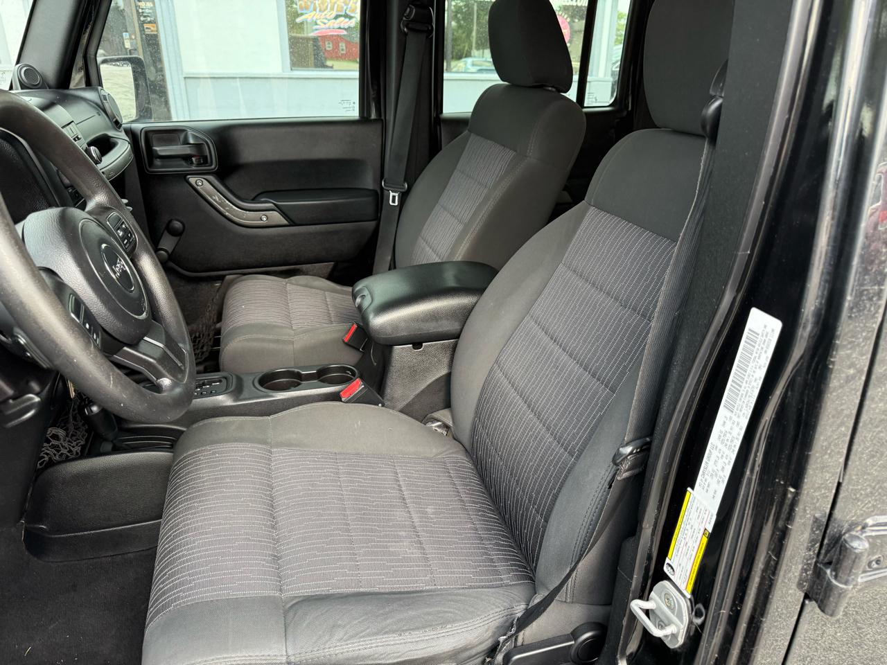 Jeep Wrangler Unlimited Sport 4WD 2011