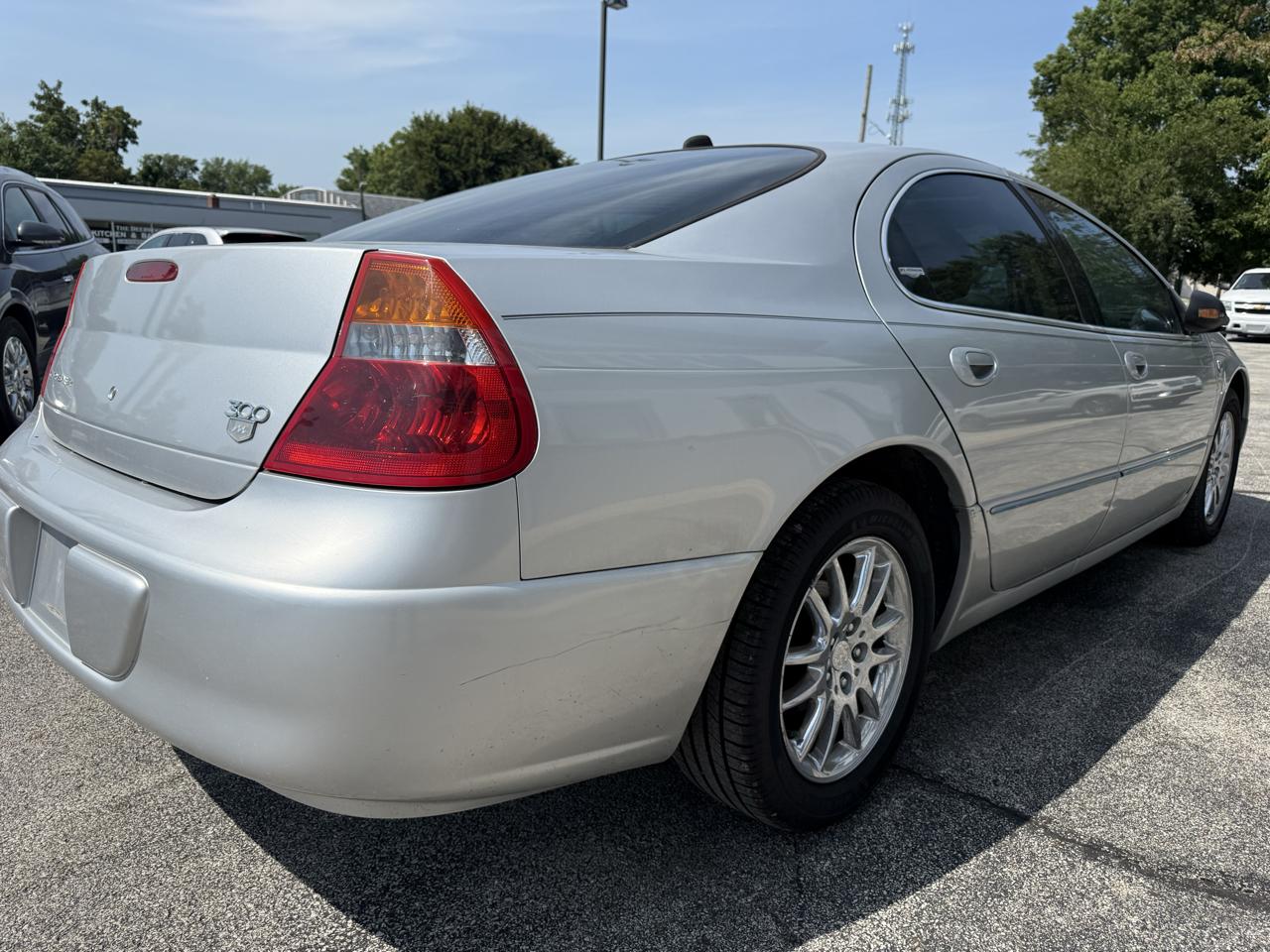 Chrysler 300M Base 2004