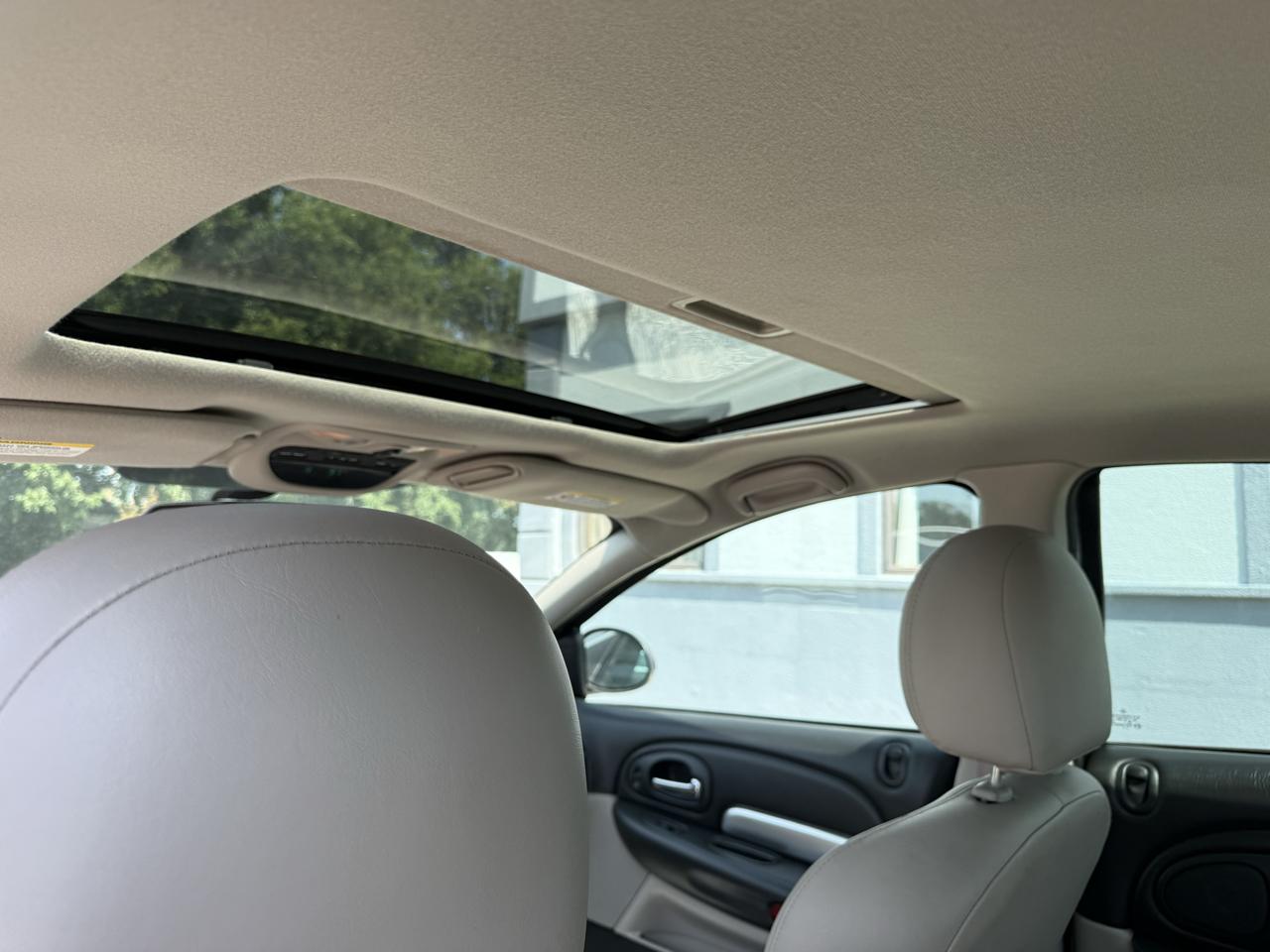 Chrysler 300M Base 2004