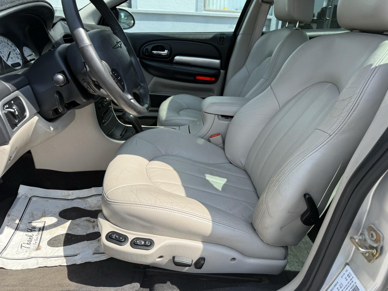 Chrysler 300M Base 2004