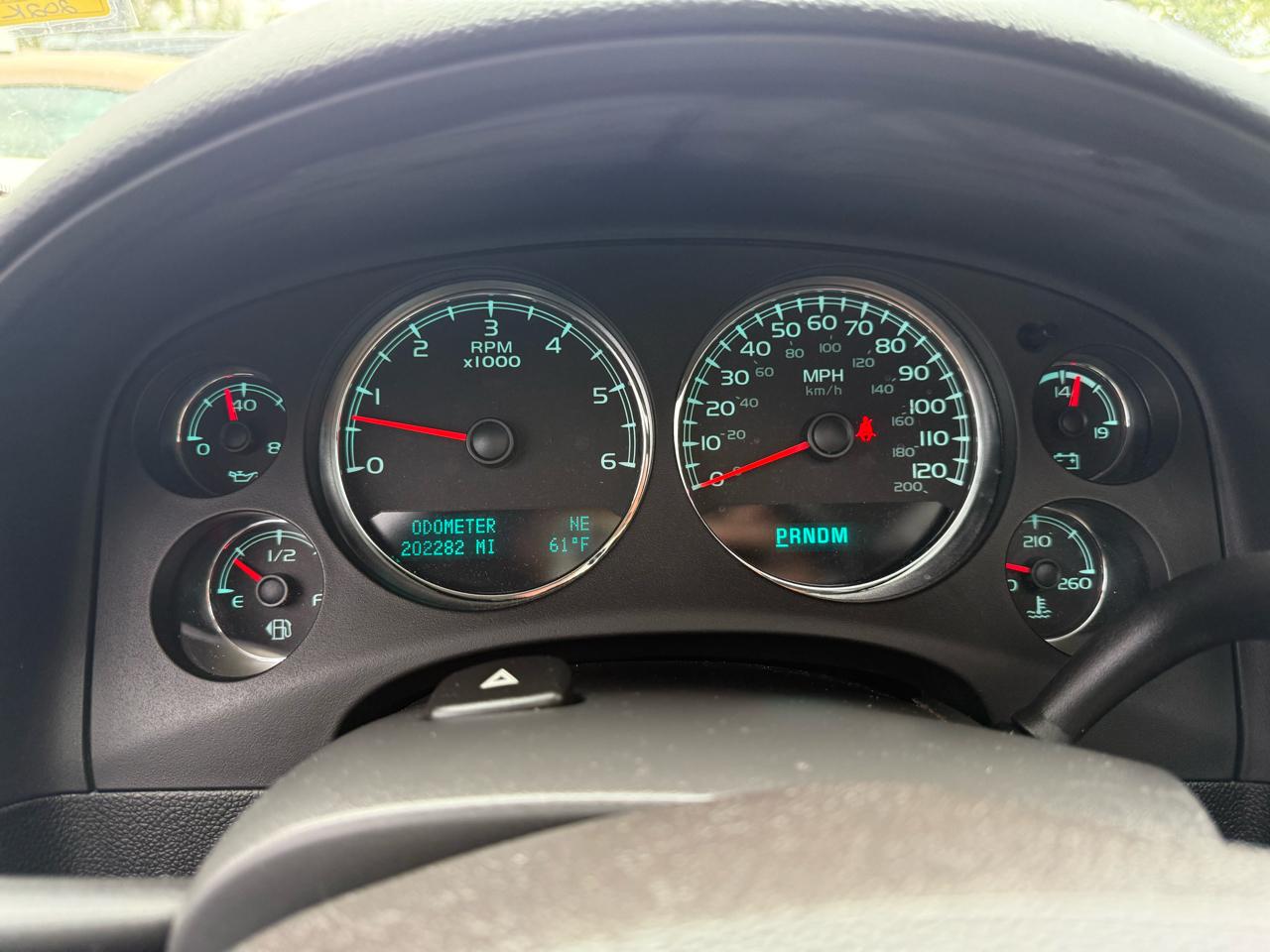 GMC Yukon Denali 4WD 2011