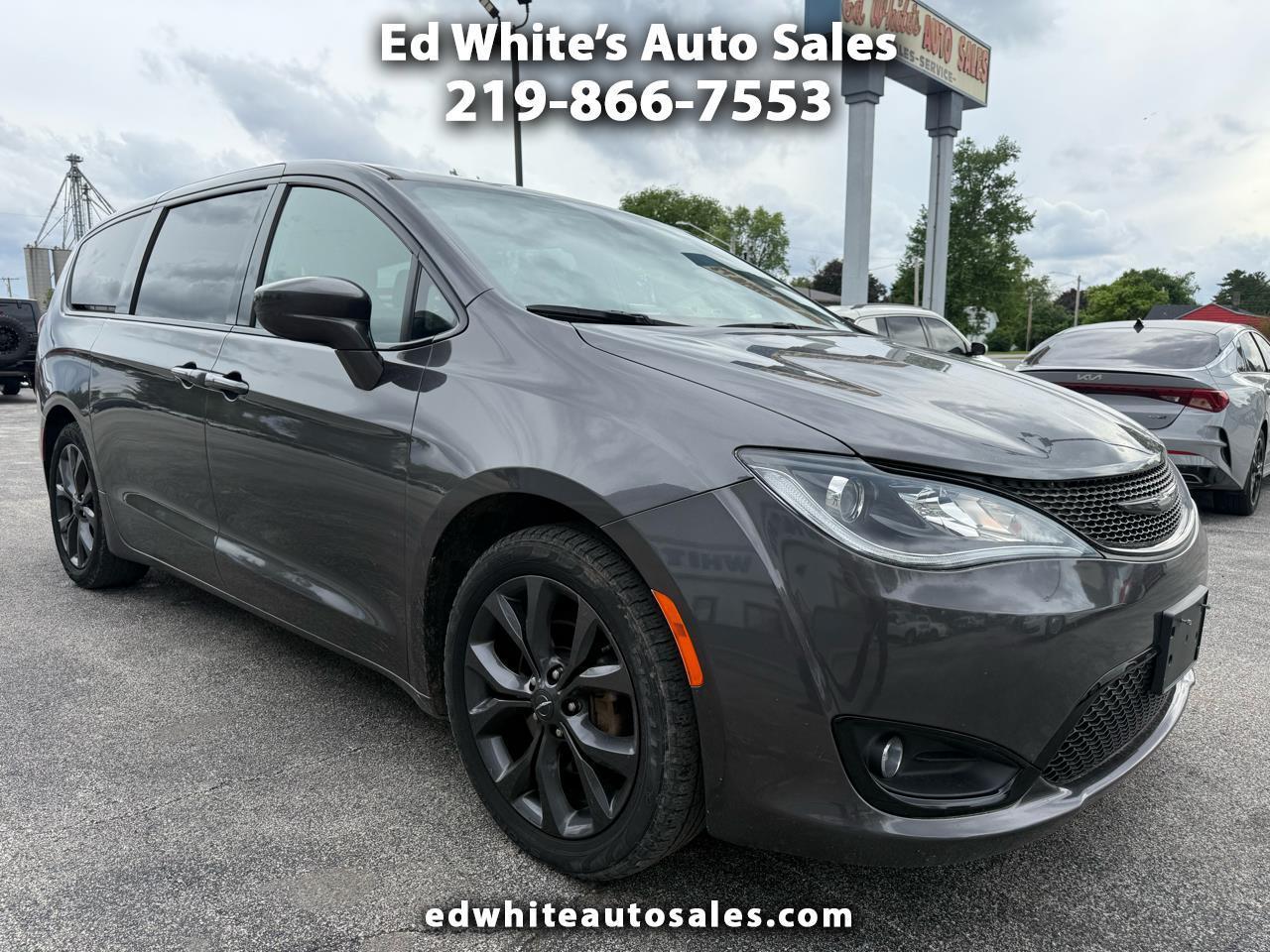 2018 Chrysler Pacifica Touring Plus