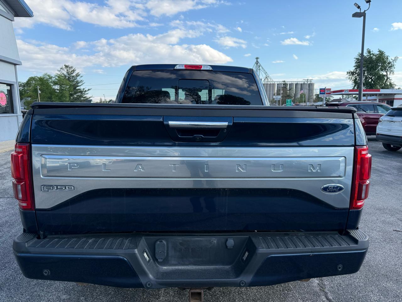 Ford F-150 Platinum SuperCrew 5.5-ft. Bed 4WD 2015