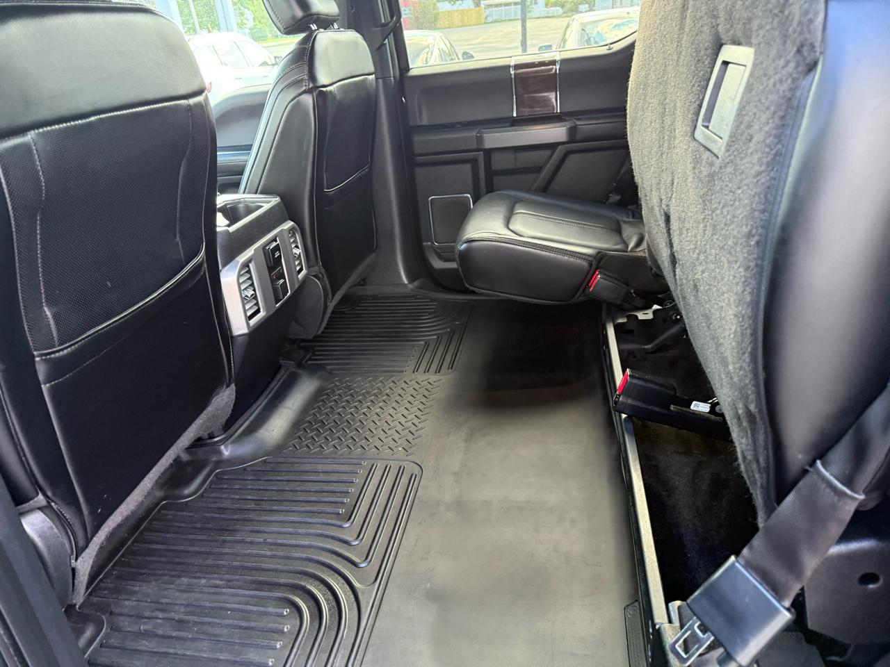 Ford F-150 Platinum SuperCrew 5.5-ft. Bed 4WD 2015