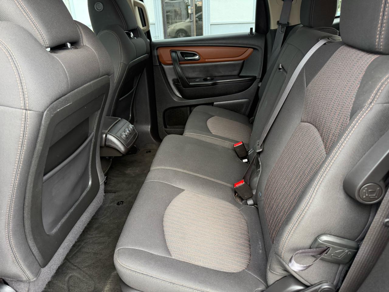 Chevrolet Traverse 1LT FWD 2015