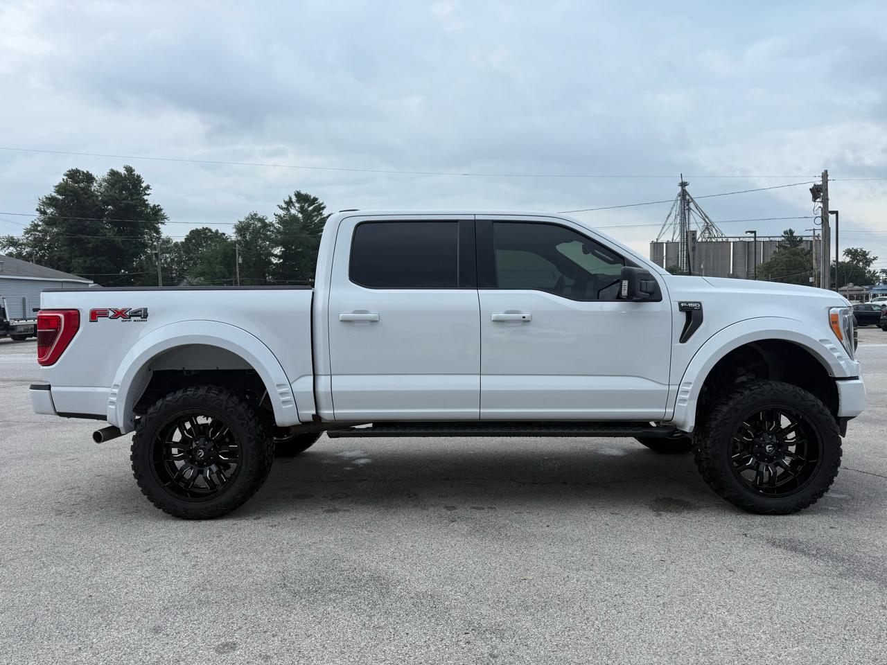 Ford F-150 XLT SuperCrew 5.5-ft. Bed 4WD 2022