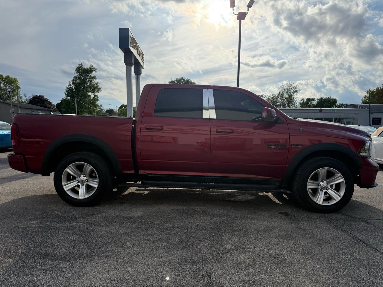 RAM 1500 Sport Crew Cab SWB 4WD 2013