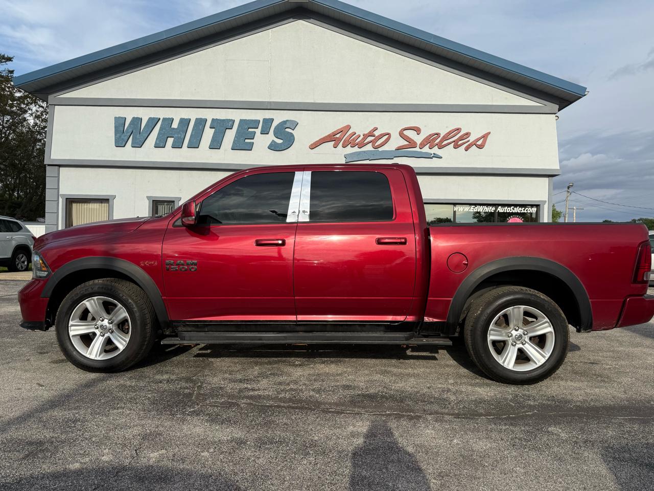 RAM 1500 Sport Crew Cab SWB 4WD 2013