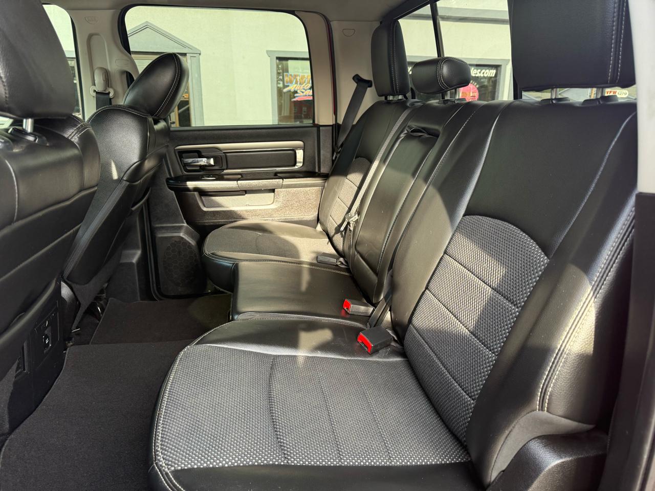 RAM 1500 Sport Crew Cab SWB 4WD 2013