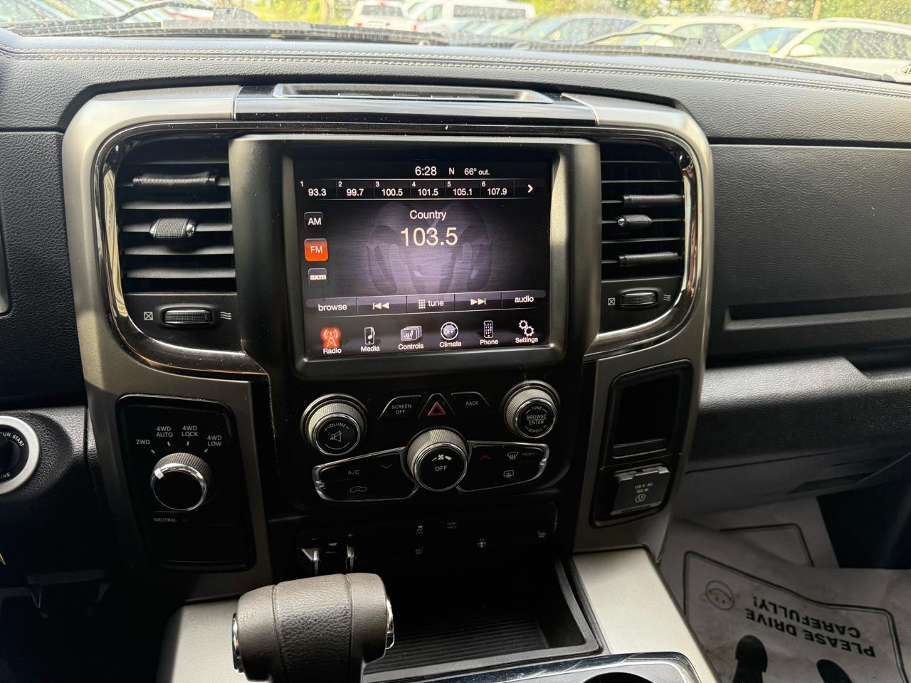 RAM 1500 Sport Crew Cab SWB 4WD 2013