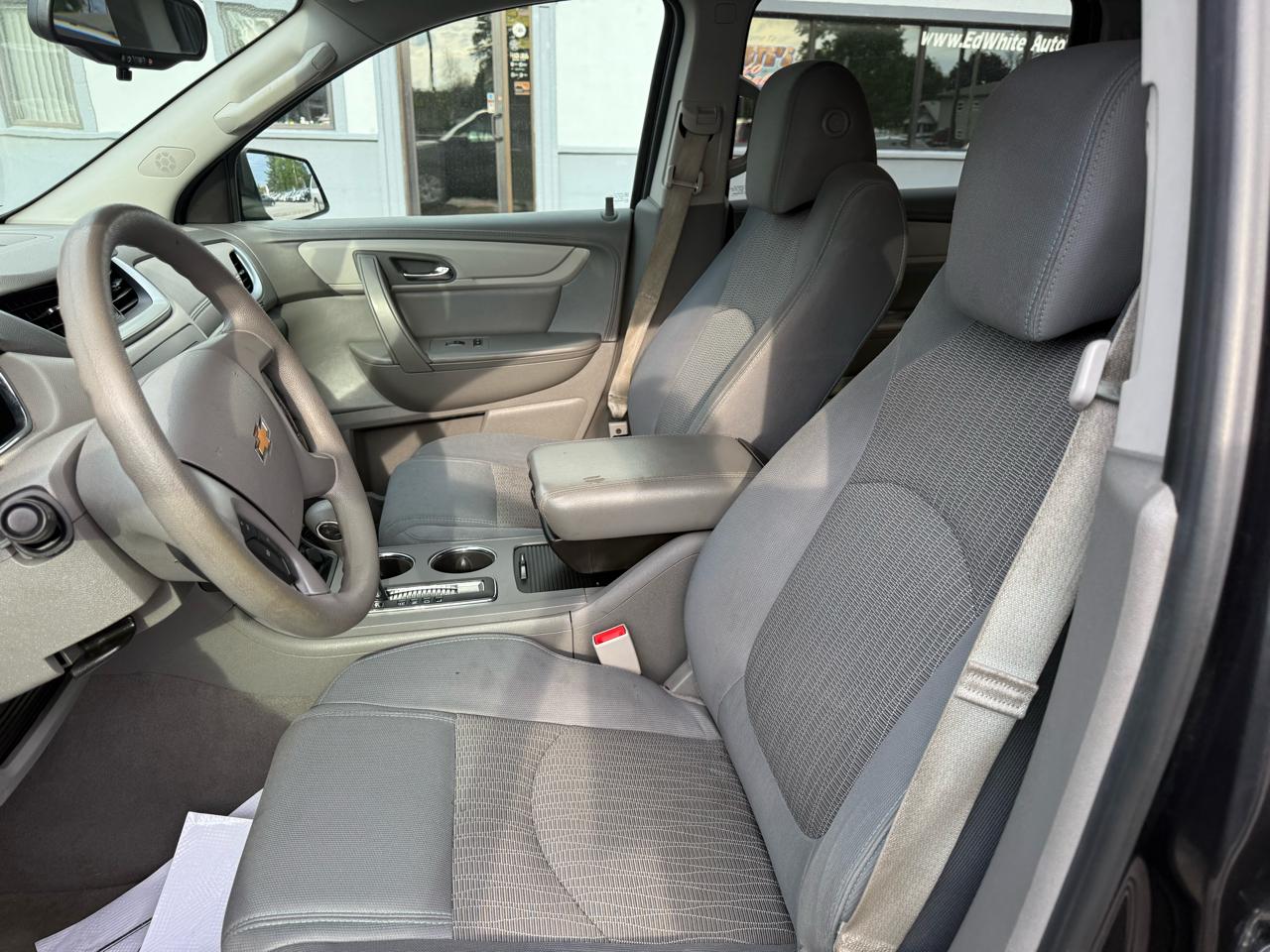 Chevrolet Traverse LS AWD w/PDC 2015