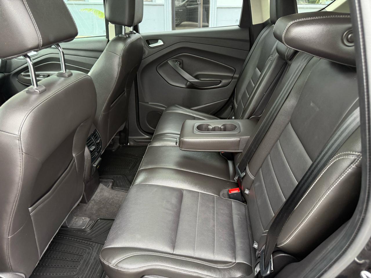 Ford Escape SEL FWD 2013