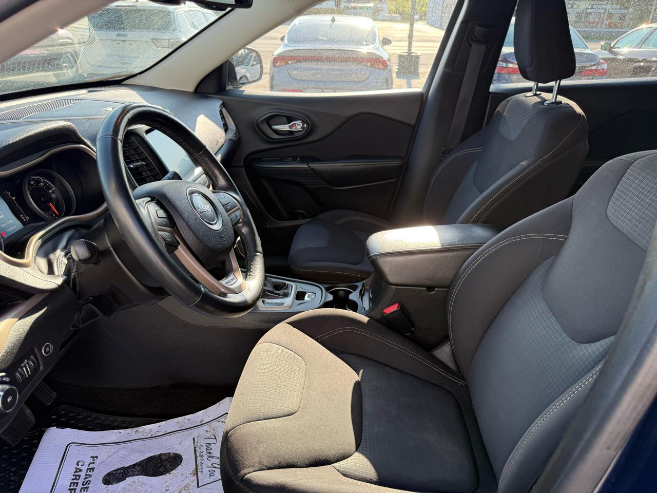 Jeep Cherokee Latitude 4WD 2016