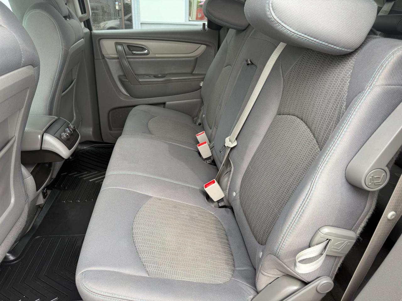 Chevrolet Traverse LS AWD 2014