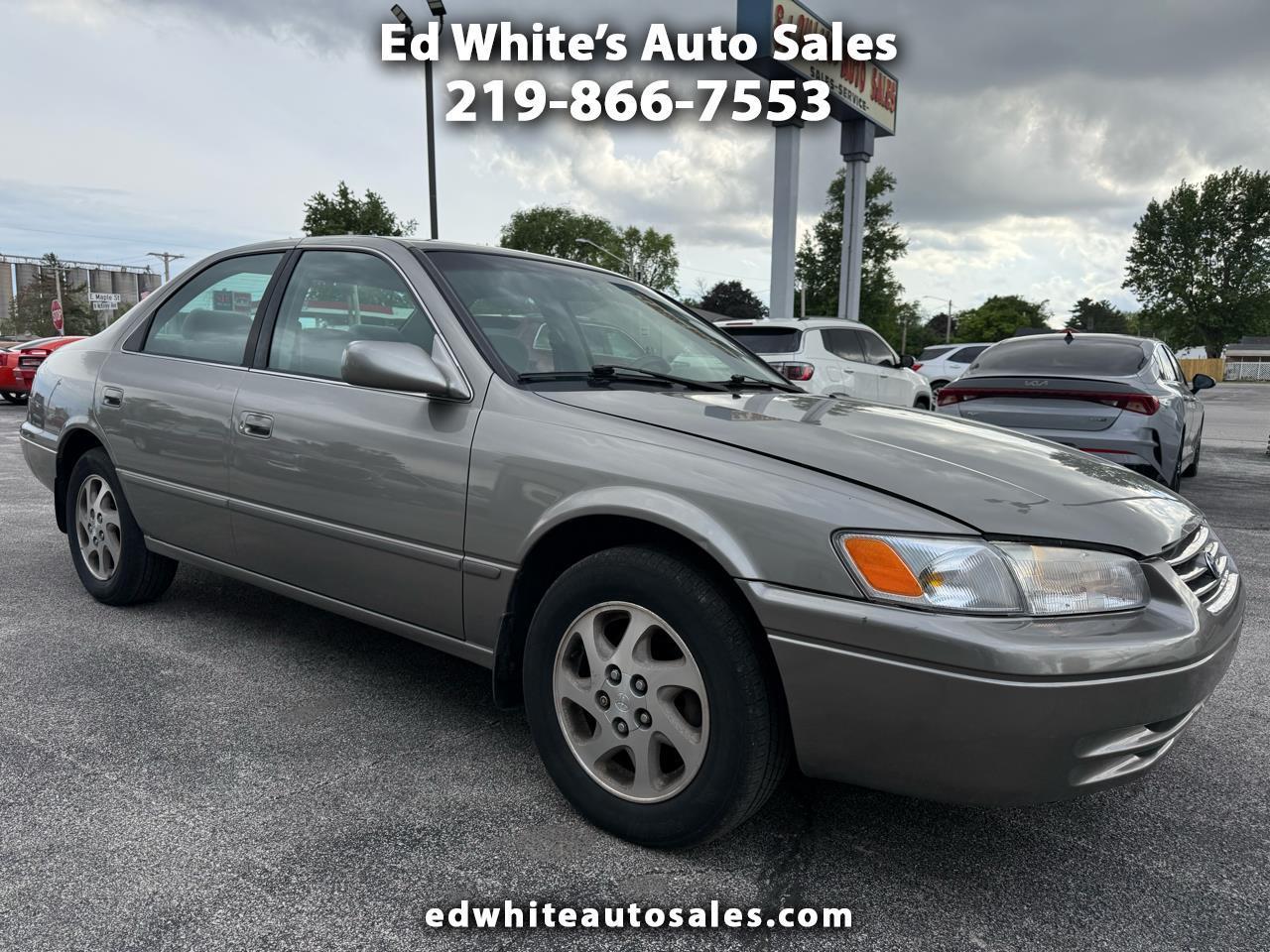 Toyota Camry LE V6 1999