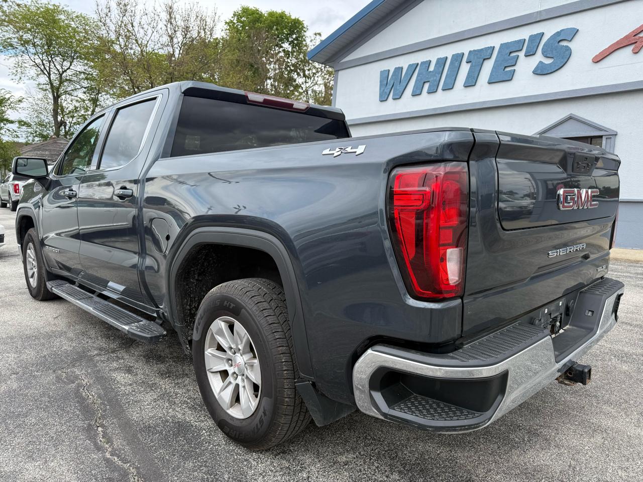 GMC Sierra 1500 Limited SLE Crew Cab Short Box 4WD 2022