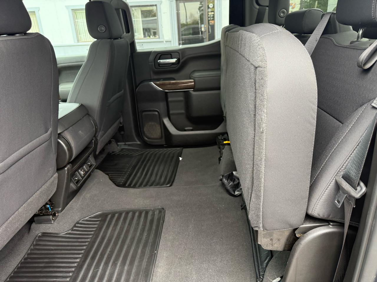 GMC Sierra 1500 Limited SLE Crew Cab Short Box 4WD 2022