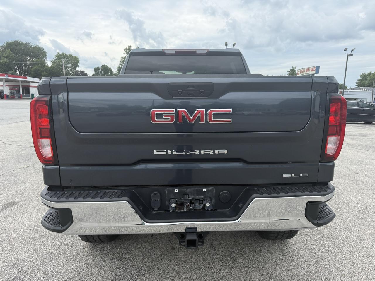GMC Sierra 1500 Limited SLE Crew Cab Short Box 4WD 2022