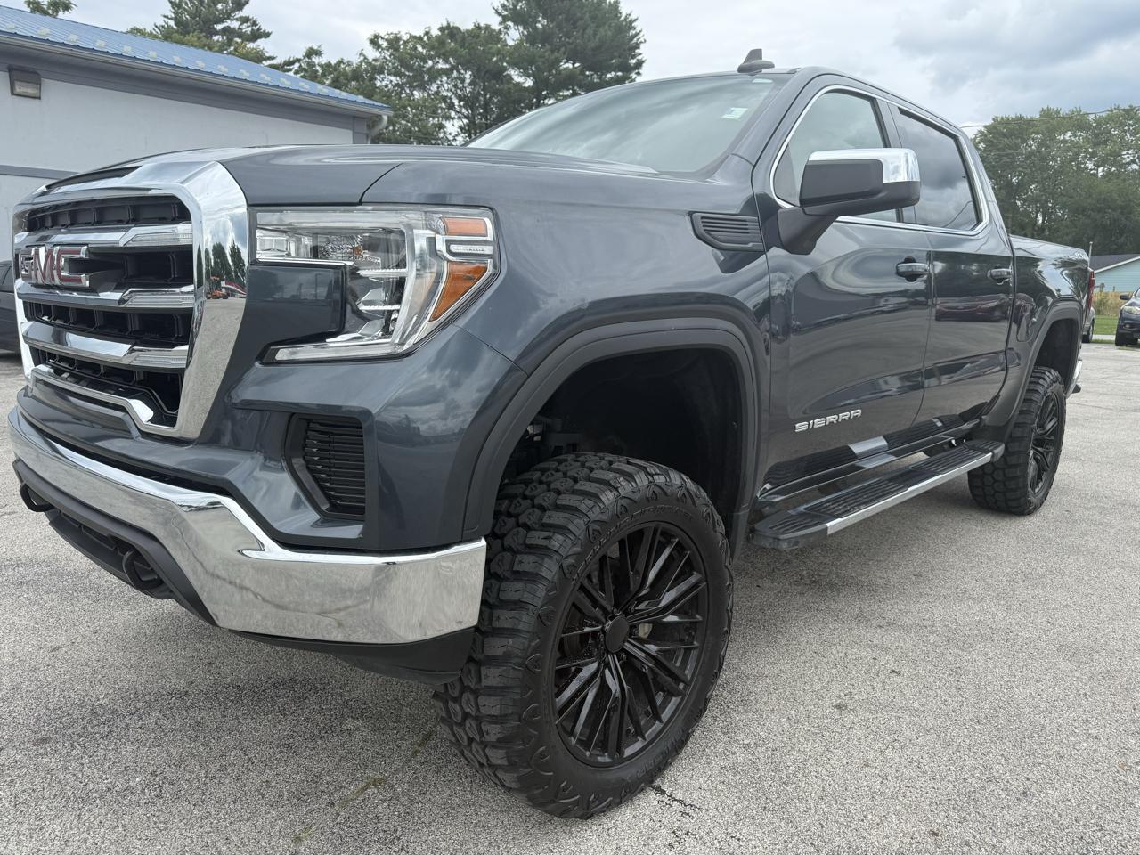 GMC Sierra 1500 Limited SLE Crew Cab Short Box 4WD 2022