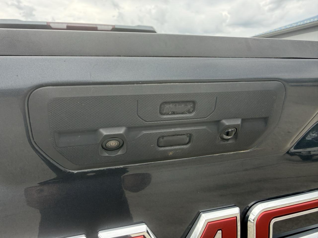 GMC Sierra 1500 Limited SLE Crew Cab Short Box 4WD 2022