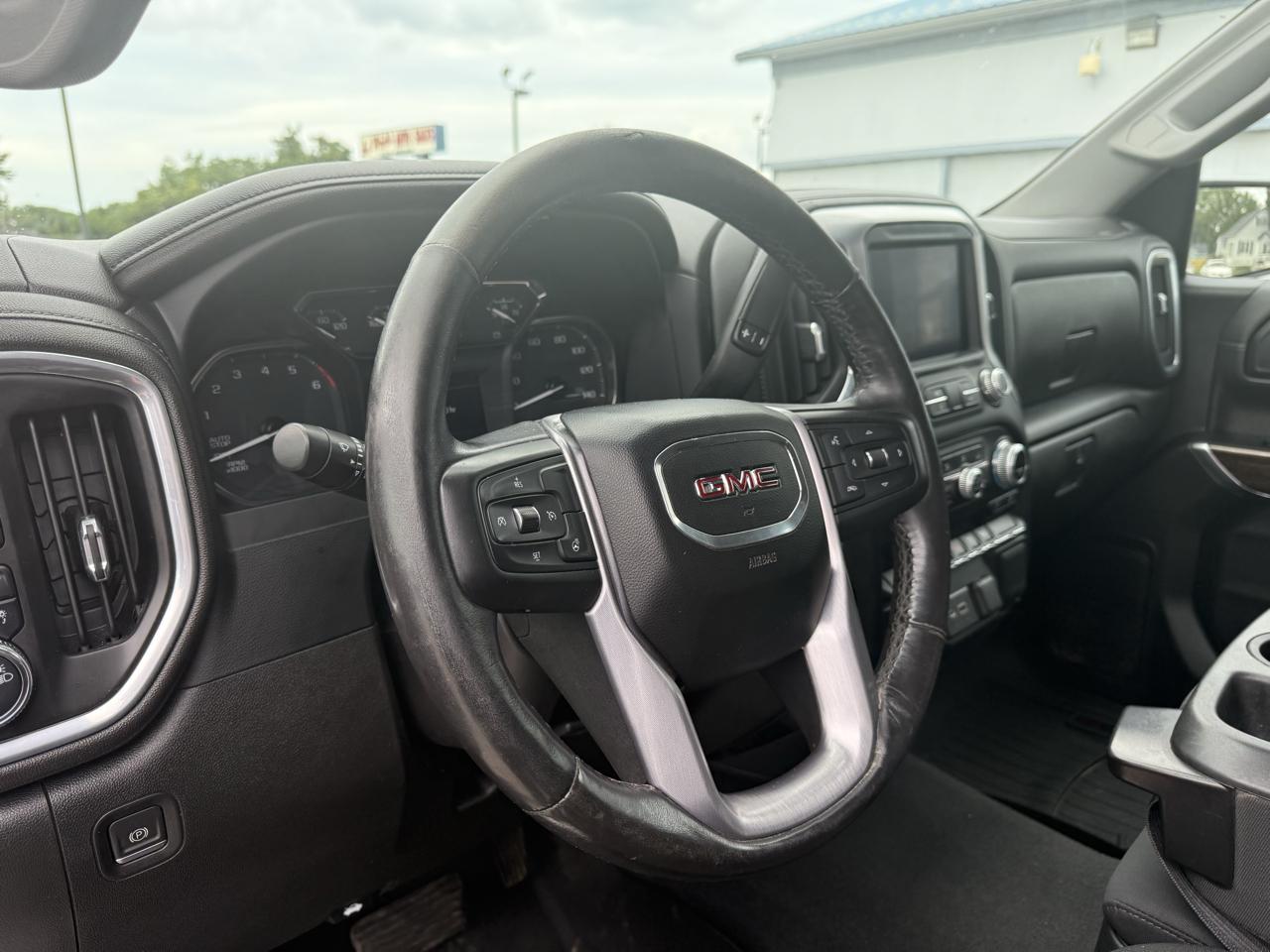 GMC Sierra 1500 Limited SLE Crew Cab Short Box 4WD 2022
