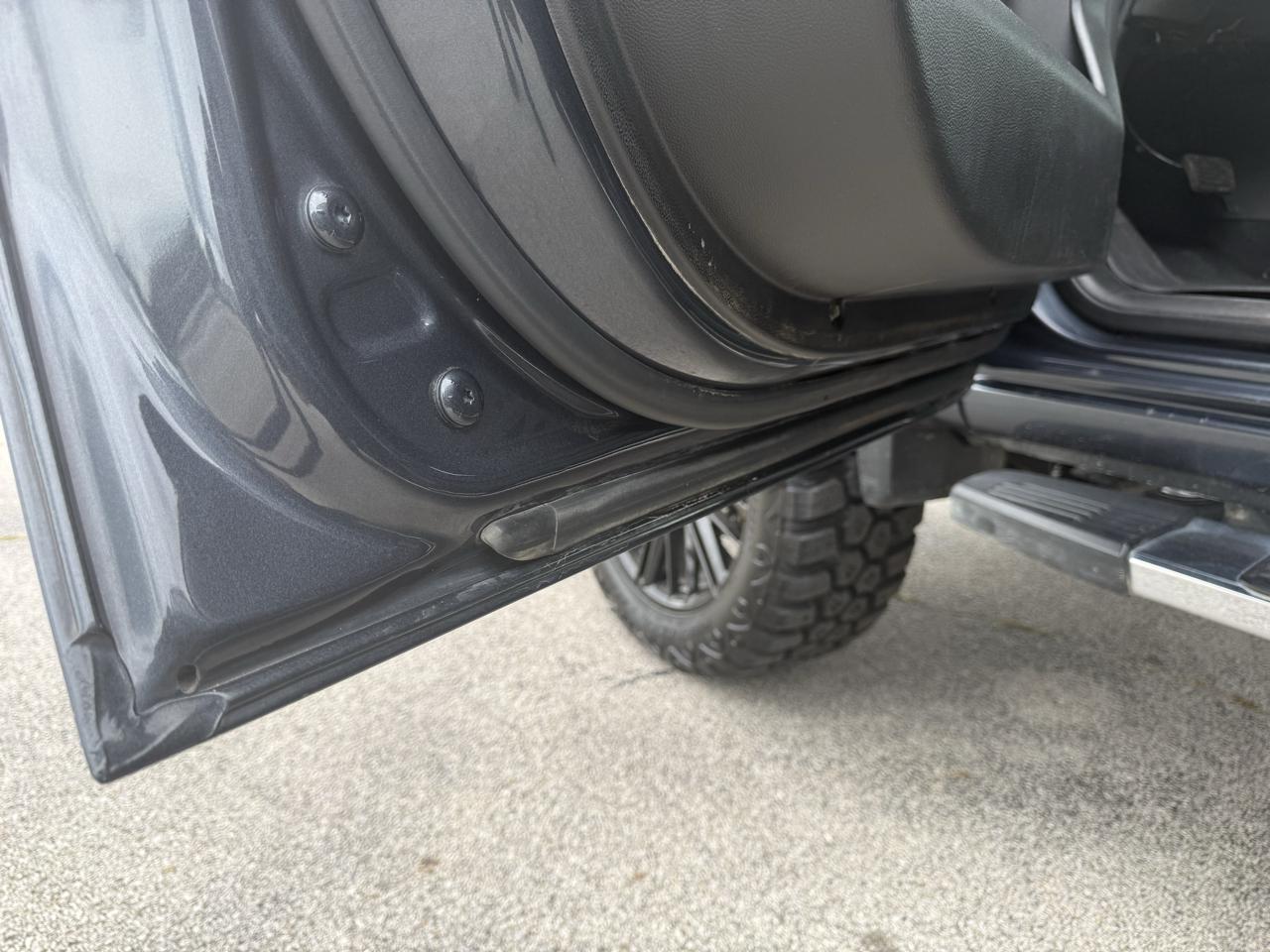 GMC Sierra 1500 Limited SLE Crew Cab Short Box 4WD 2022