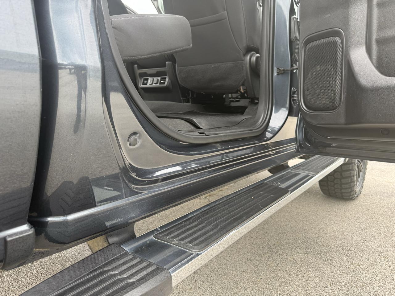 GMC Sierra 1500 Limited SLE Crew Cab Short Box 4WD 2022