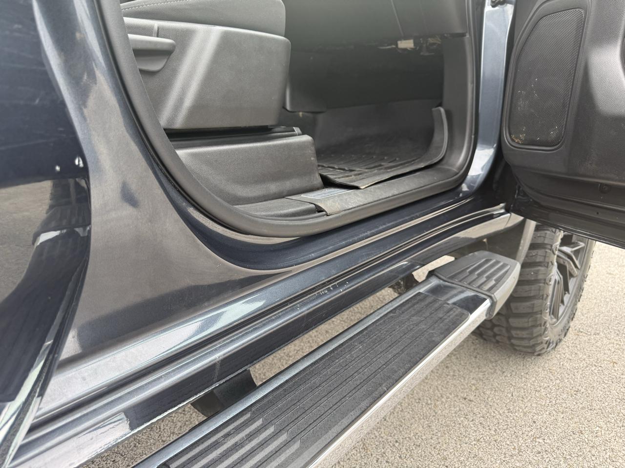 GMC Sierra 1500 Limited SLE Crew Cab Short Box 4WD 2022