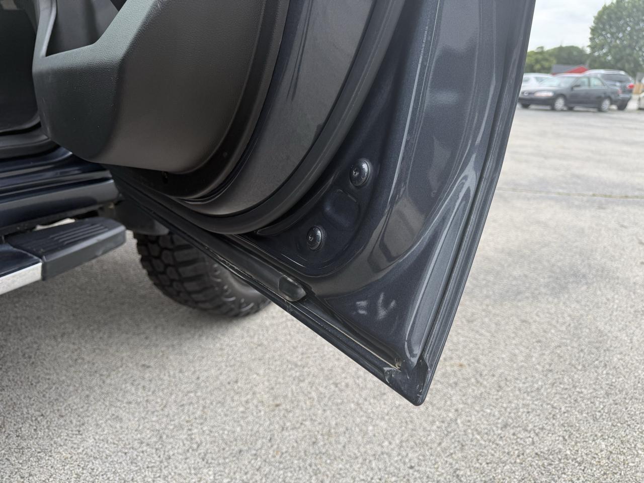 GMC Sierra 1500 Limited SLE Crew Cab Short Box 4WD 2022