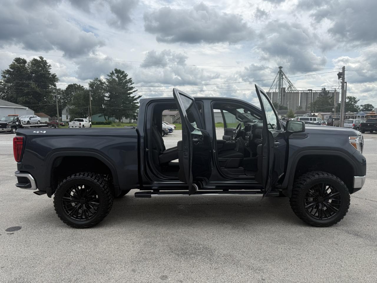 GMC Sierra 1500 Limited SLE Crew Cab Short Box 4WD 2022