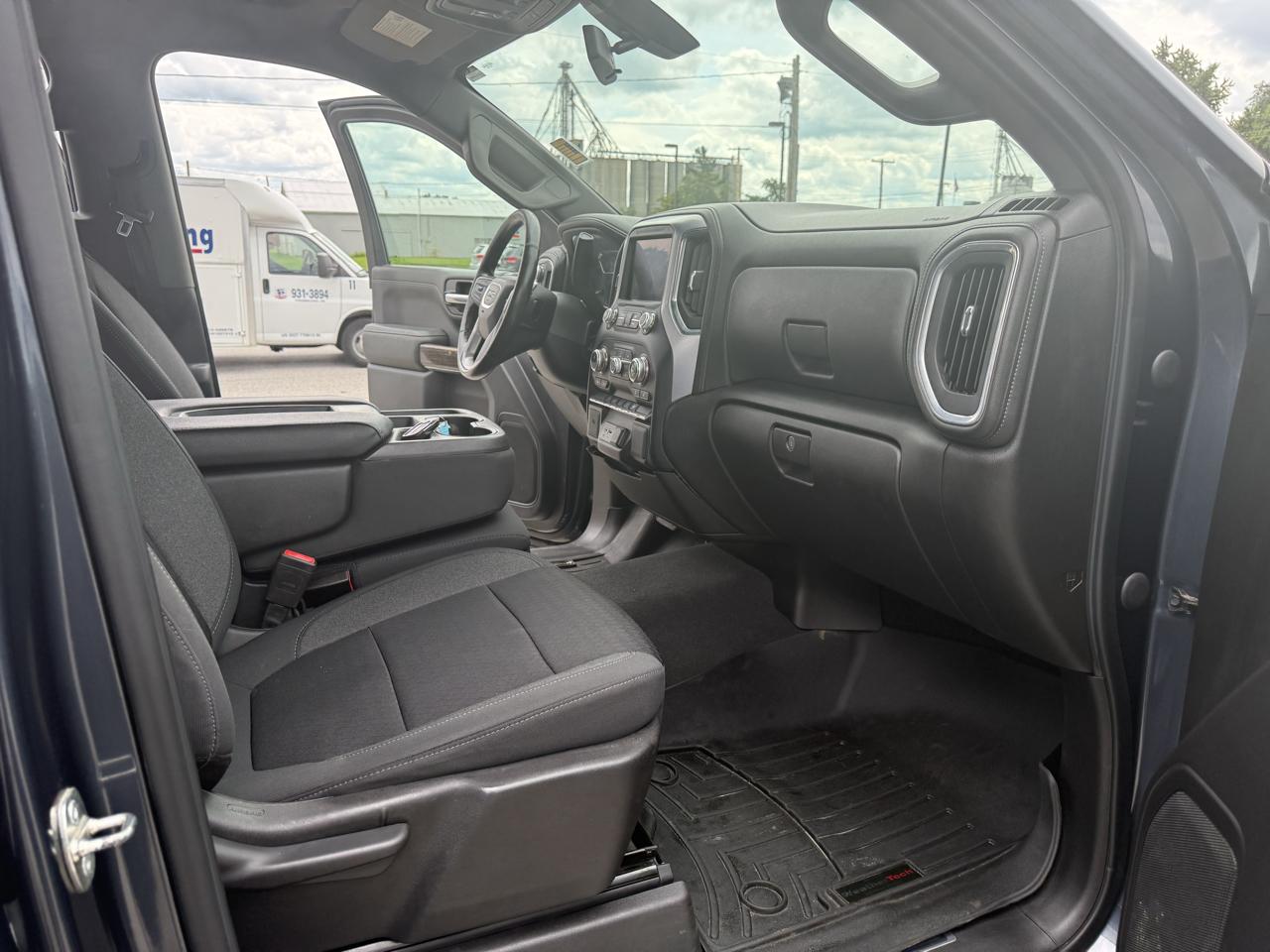 GMC Sierra 1500 Limited SLE Crew Cab Short Box 4WD 2022