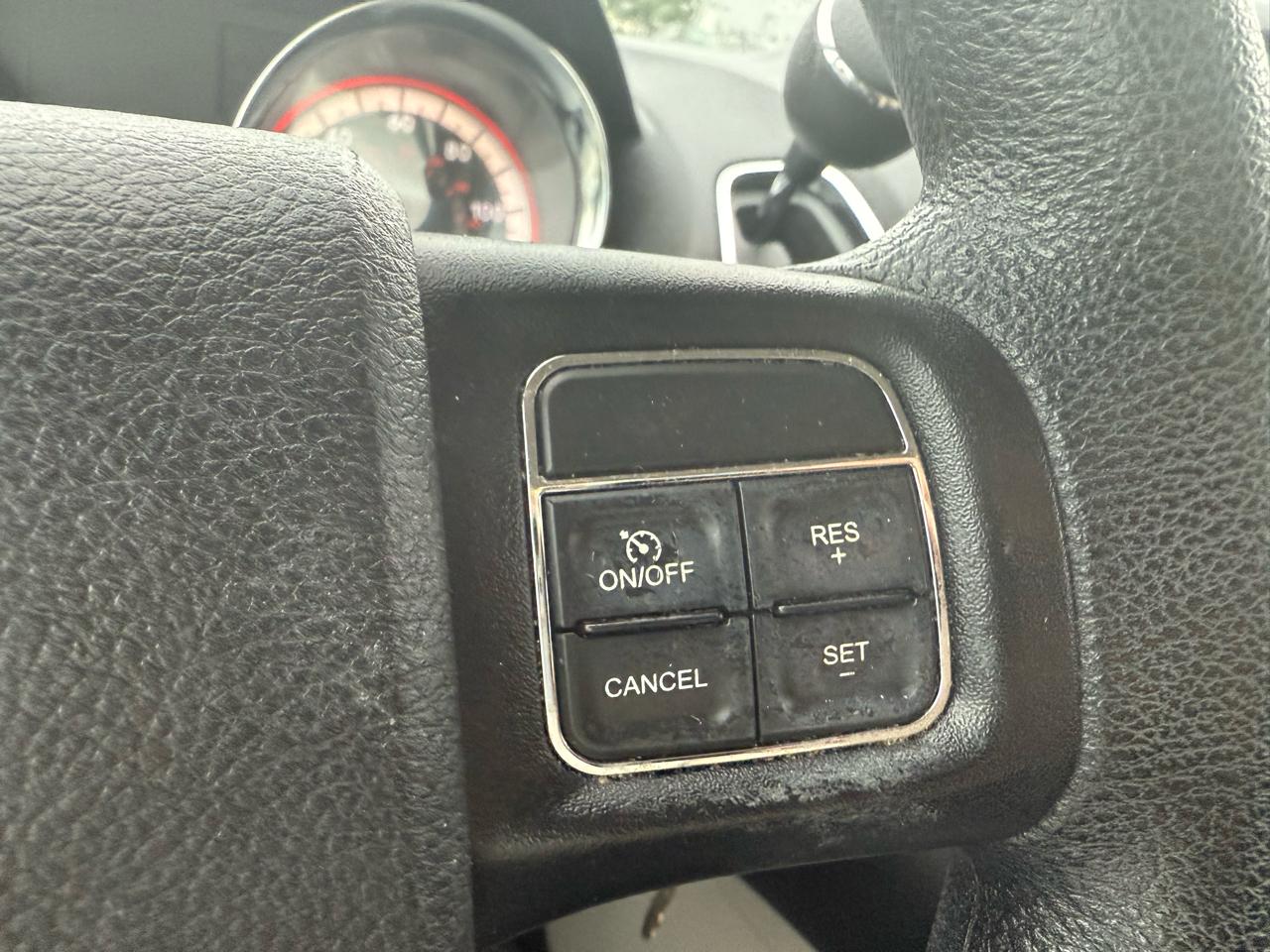 Dodge Grand Caravan SE 2016