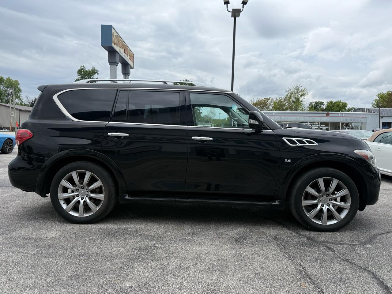 Infiniti QX80 4WD 2014
