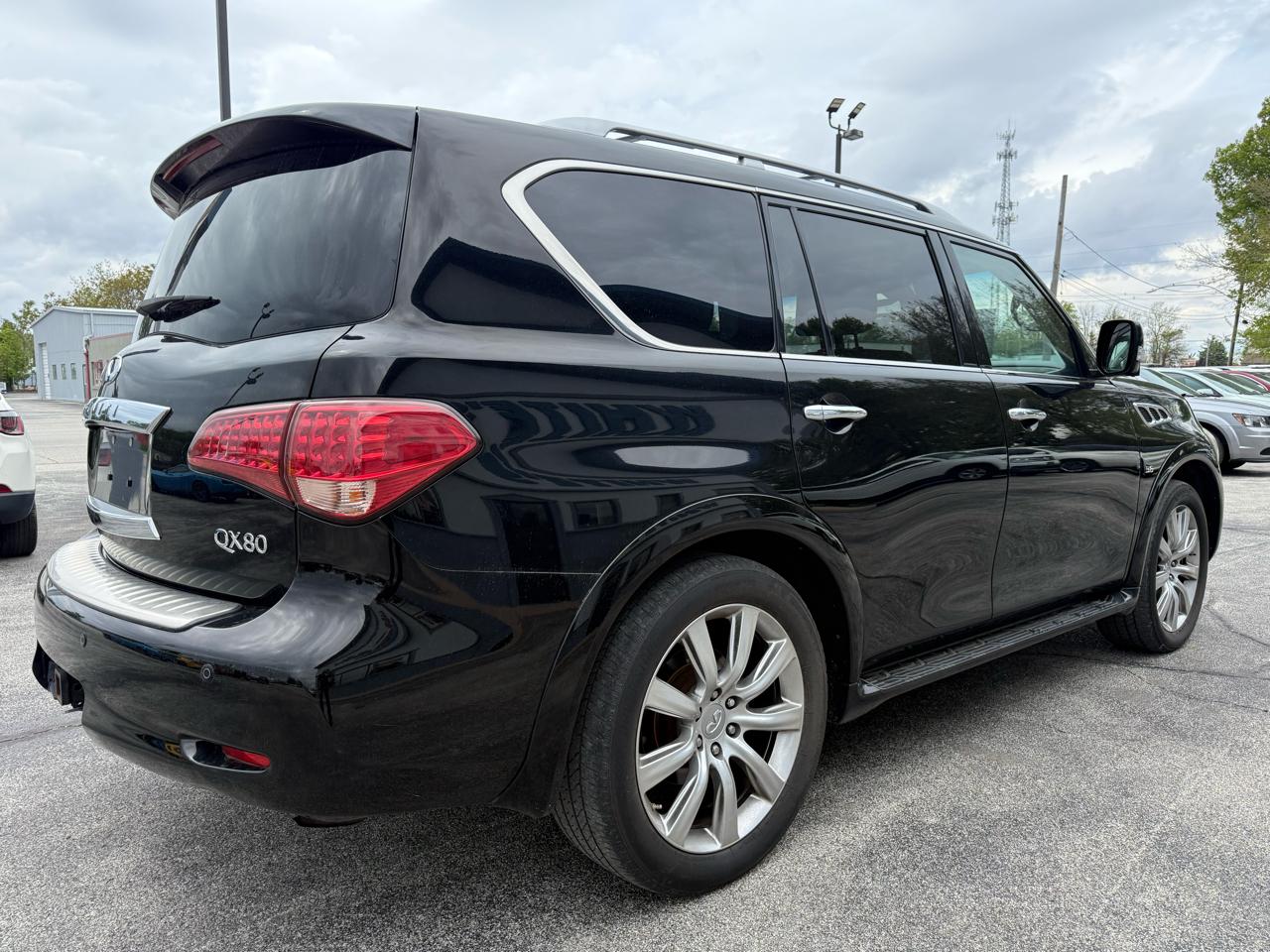 Infiniti QX80 4WD 2014