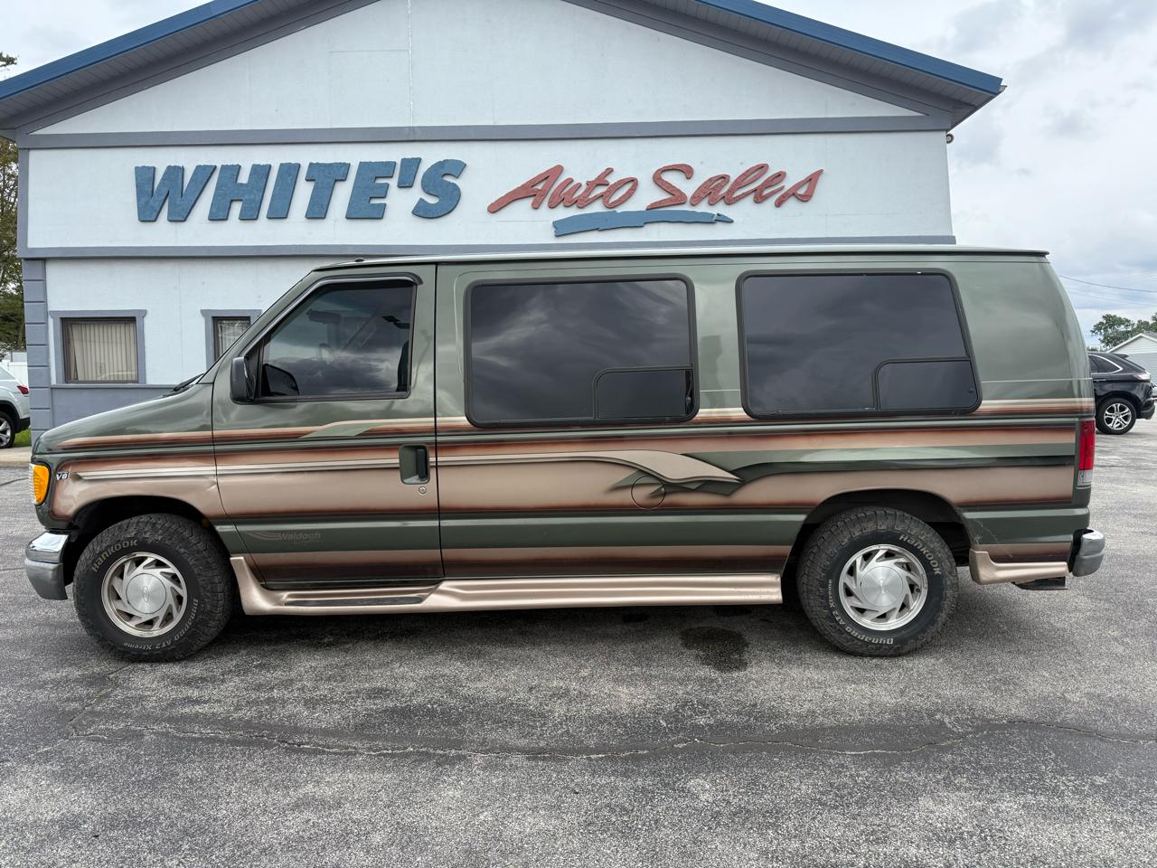 Ford Econoline E150 2002