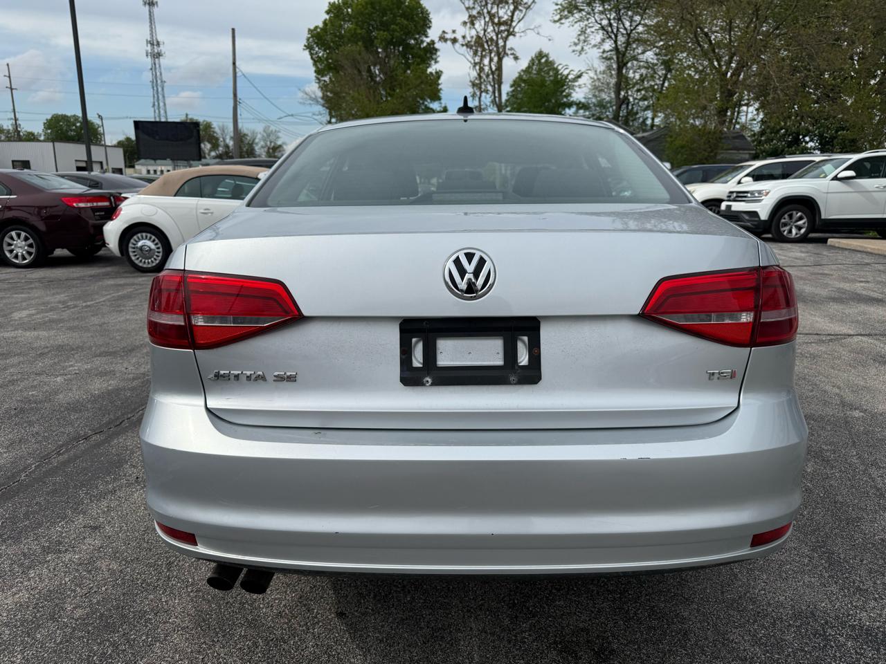 Volkswagen Jetta SE 6A 2015