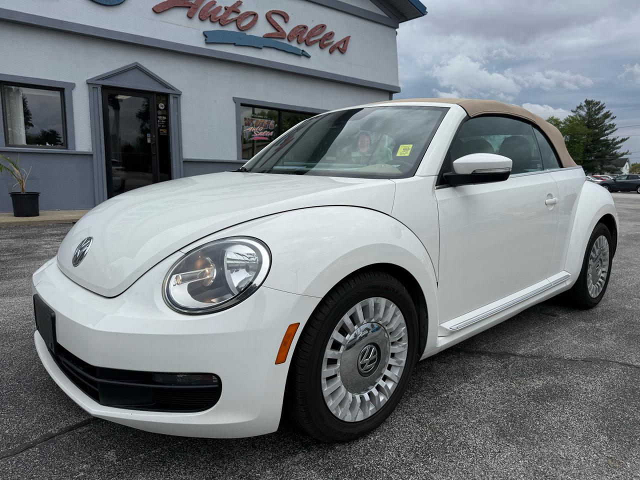 Volkswagen Beetle 2.5L Convertible 2013