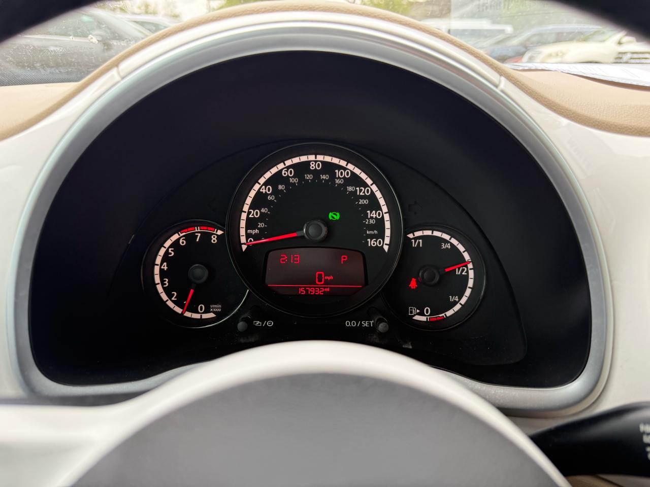Volkswagen Beetle 2.5L Convertible 2013